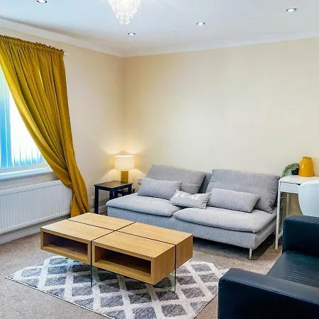 Cambridge Apartment At St Neot Eaton Socon Exterior foto