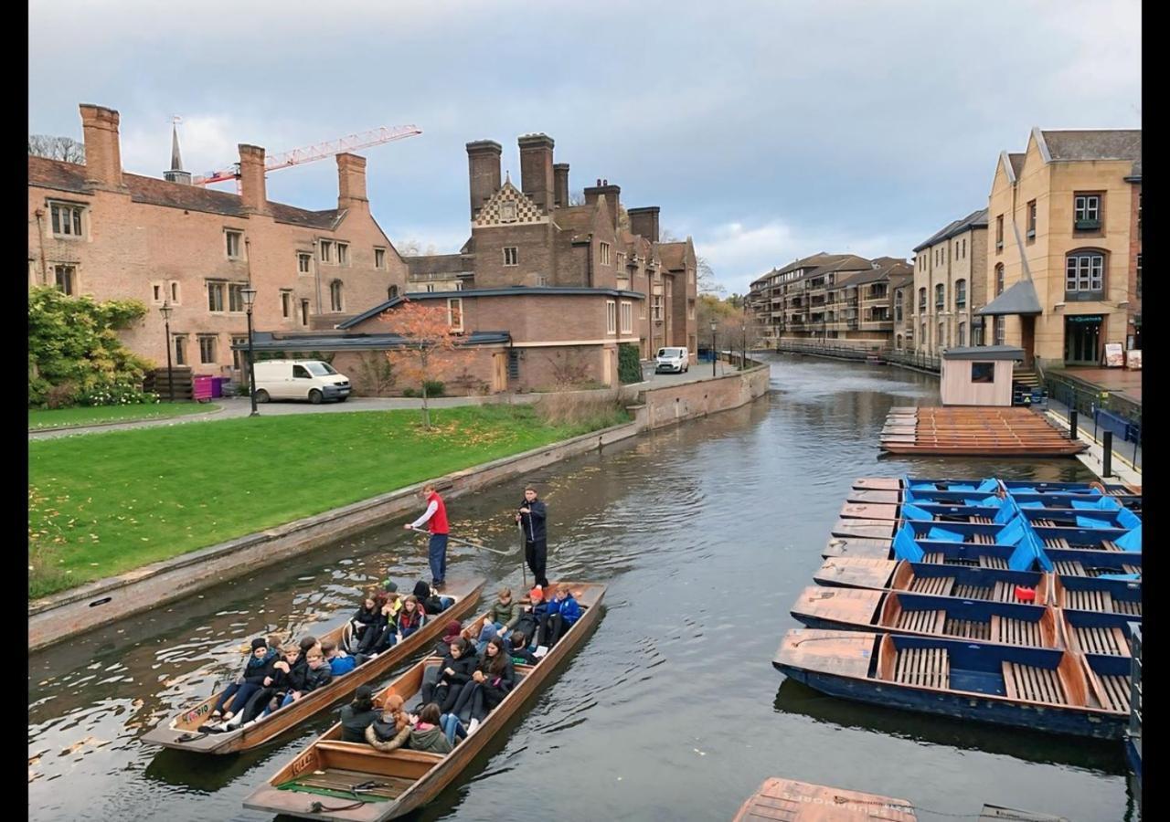 Cambridge At St Neot Apartment